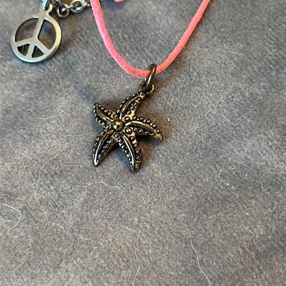 Aeropostale layered necklace - Picture 3 of 6